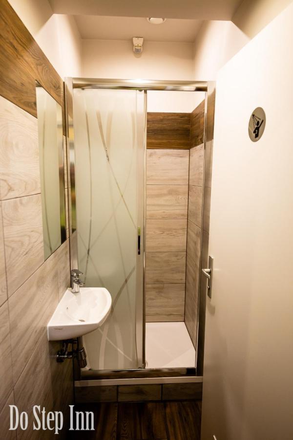 Do Step Inn Central - Self-Service-Hostel Wien Eksteriør bilde